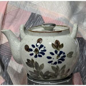 vintage hand painted‎ teapot